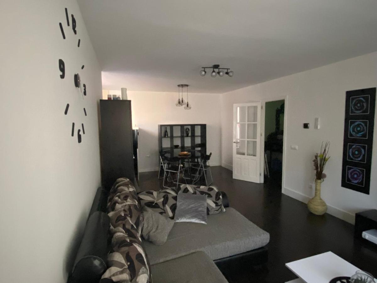 Vut Nohales Home Exteriör bild